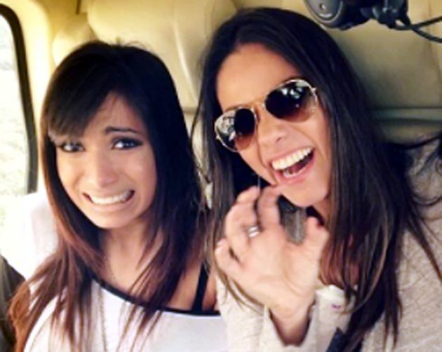 Kamilla e Anitta romperam a amizade e o contrato em 2014 (Foto: Reprodução)